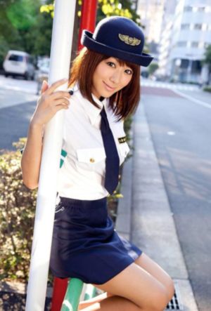 春江英雄